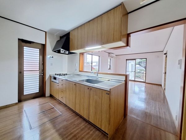生駒市白庭台５丁目　中古一戸建て