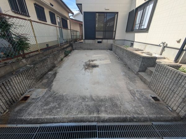 香芝市逢坂８丁目の中古一戸建て
