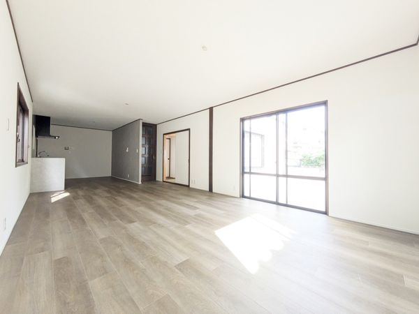 香芝市逢坂８丁目　中古一戸建て