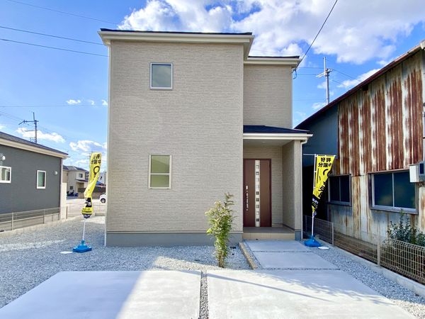 大和郡山市小南町　新築一戸建て　２号棟