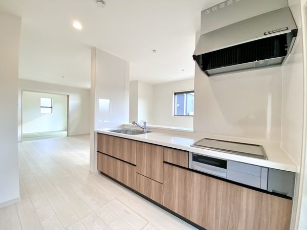 大和郡山市小南町　新築一戸建て　２号棟