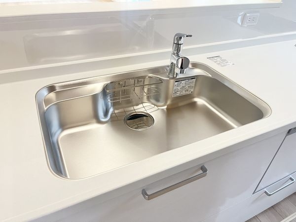 橿原市小綱町　新築一戸建て　２号棟