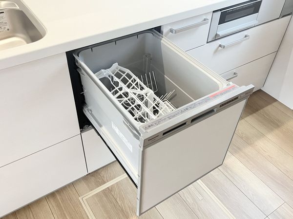 橿原市小綱町　新築一戸建て　２号棟