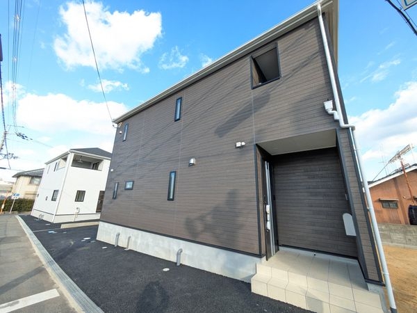 橿原市四条町　新築一戸建て　第２　２号棟