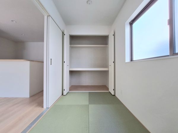 生駒市小平尾町　新築一戸建て　第１　１号棟