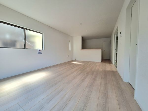 生駒市小平尾町　新築一戸建て　第１　１号棟