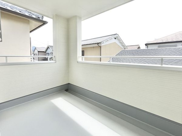 橿原市田中町　新築一戸建て　３期　１号棟