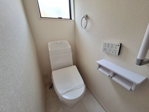奈良市青山８丁目　新築一戸建て　全１区画