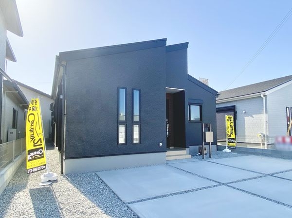 北葛城郡広陵町大字三吉　新築一戸建て　３期　２号棟