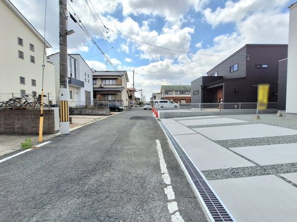 奈良市神殿町　新築一戸建て　１号棟