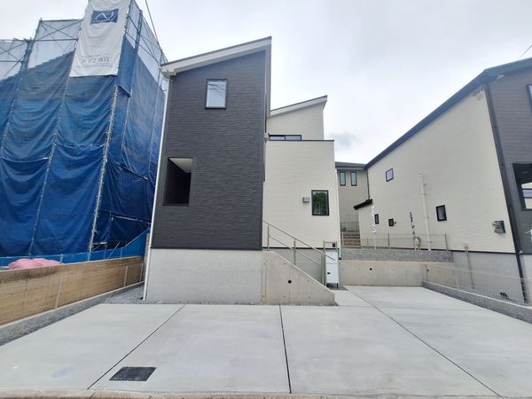 奈良市七条西町１丁目　新築一戸建て　２３－１期　１号棟
