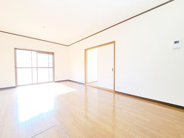 香芝市上中　中古一戸建て