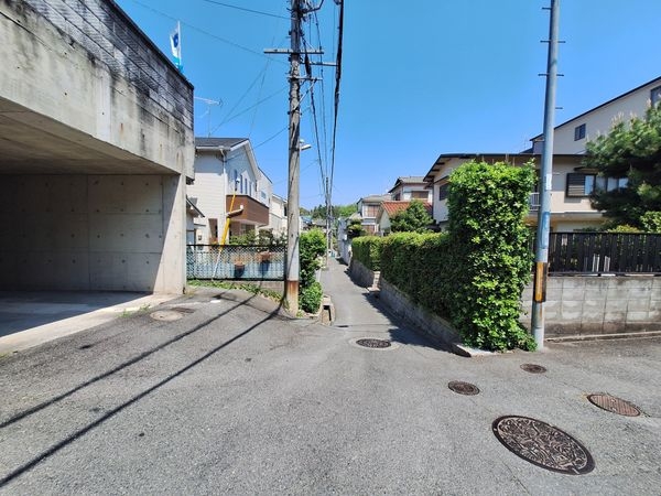奈良市富雄元町１丁目の中古一戸建て