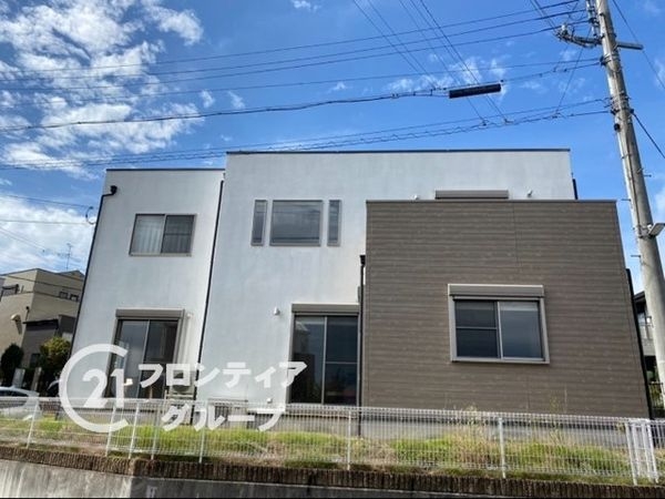 奈良市敷島町１丁目の中古一戸建て