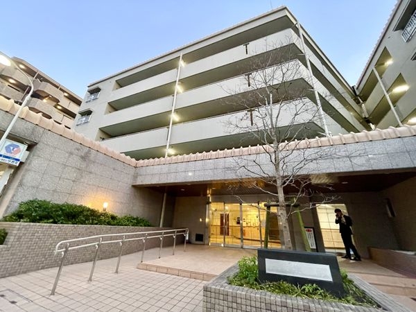 サンライフ学園前　Ｂ棟　中古マンション