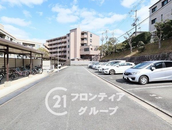 サンライフ学園前　Ｂ棟　中古マンション