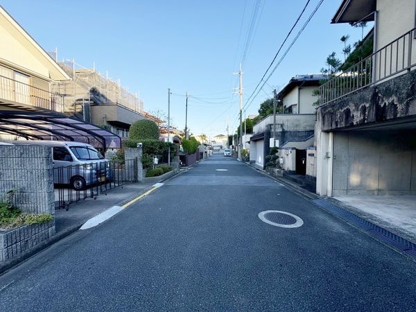 奈良市左京４丁目の中古一戸建て