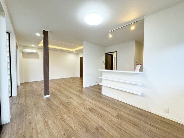 奈良市左京４丁目の中古一戸建て