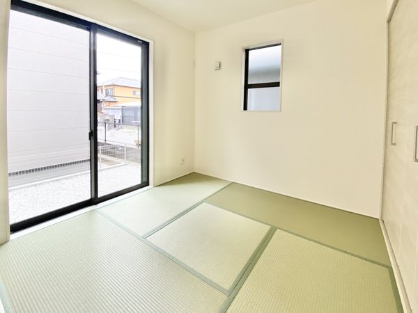 橿原市大久保町　新築一戸建て　２期　１号棟