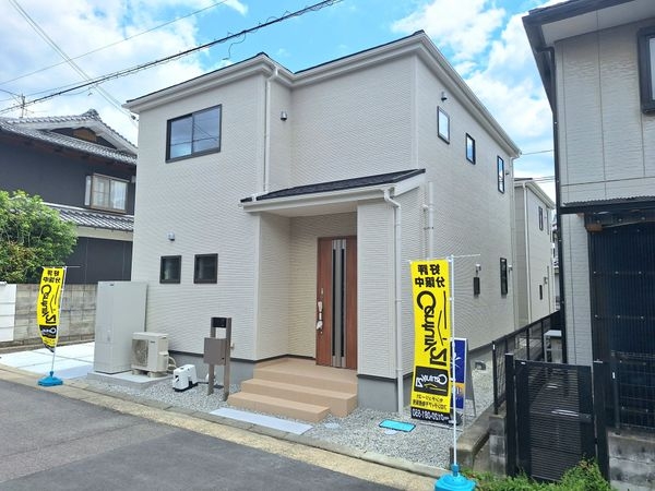 橿原市大久保町　新築一戸建て　２期　１号棟