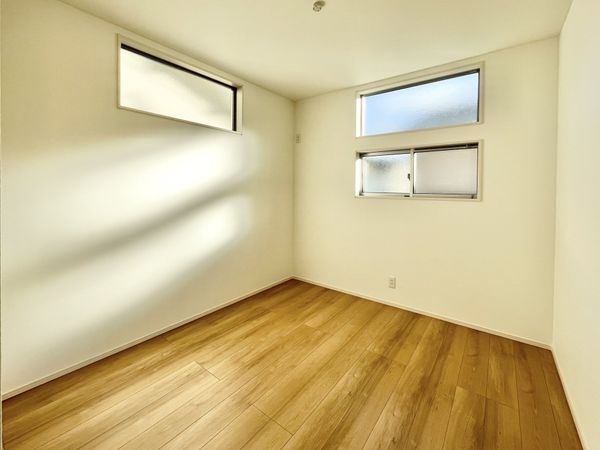香芝市狐井　新築一戸建て