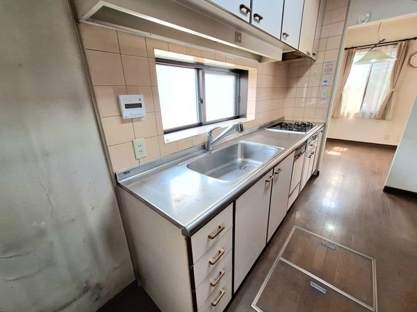 天理市東井戸堂町の中古一戸建て