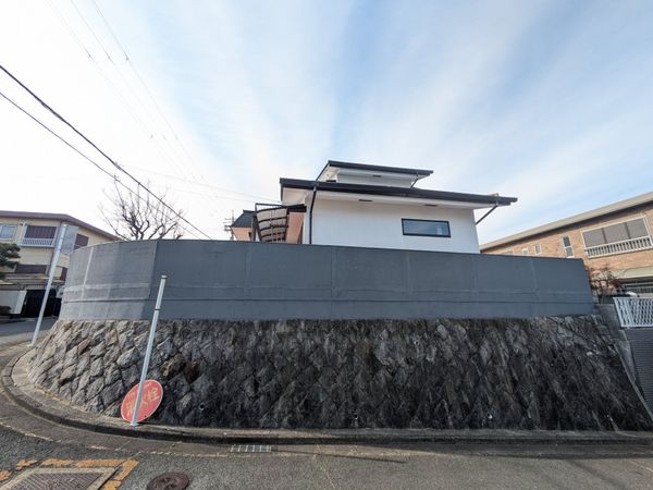 奈良市帝塚山１丁目の中古一戸建て