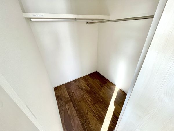 生駒市小明町　新築一戸建て　第７　３号棟