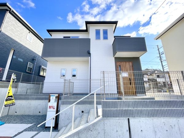 生駒市小明町　新築一戸建て　第７　８号棟