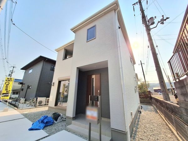 生駒郡平群町吉新３丁目　新築一戸建て　1号地　全１区画