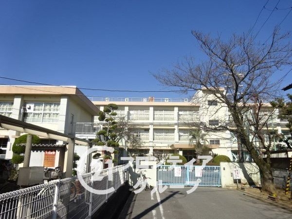 橿原市山之坊町 新築一戸建て(橿原市立耳成南小学校)