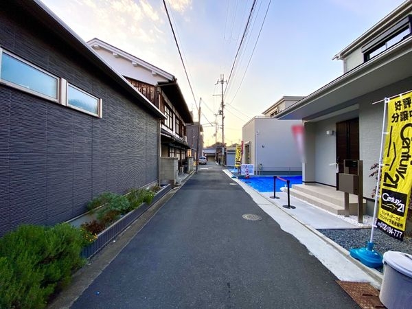 天理市川原城町　新築一戸建て　３期　１号棟