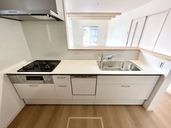 大和郡山市小泉町　新築一戸建て