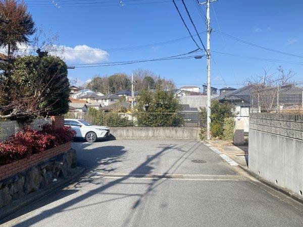 奈良市富雄川西１丁目の土地