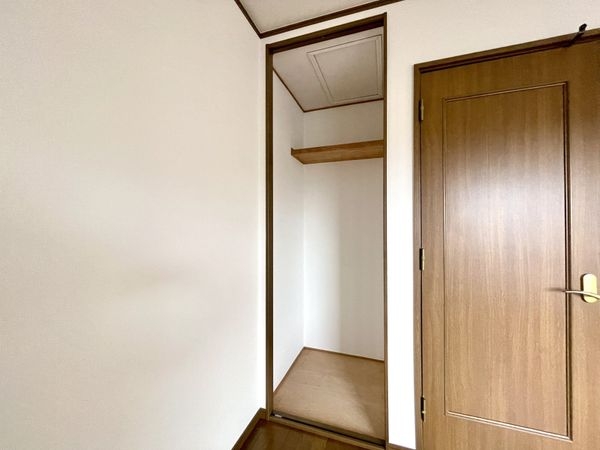 生駒郡斑鳩町興留８丁目の中古一戸建て