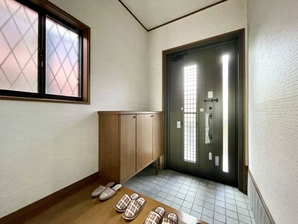 生駒郡斑鳩町興留８丁目の中古一戸建て