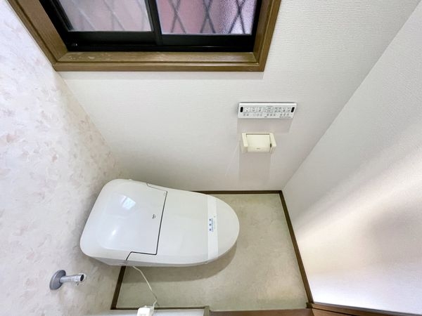 生駒郡斑鳩町興留８丁目の中古一戸建て