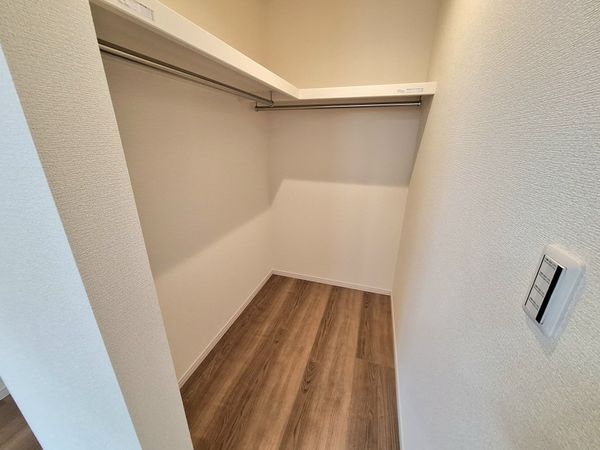 奈良市古市町　新築一戸建て　４期　３号棟