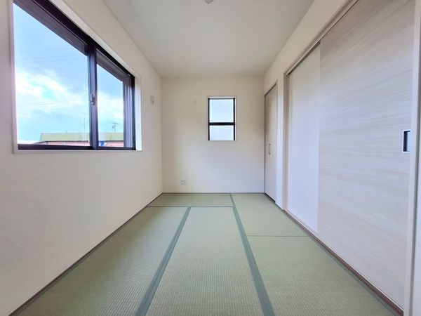 奈良市古市町　新築一戸建て　４期　３号棟