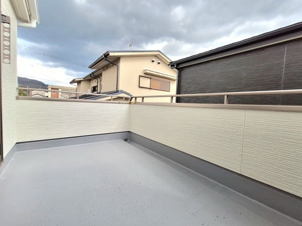 奈良市古市町　新築一戸建て　４期　２号棟