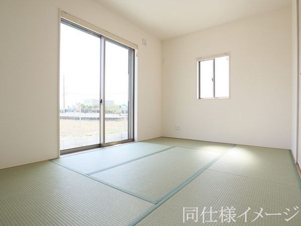 橿原市山本町　新築一戸建て　２号棟