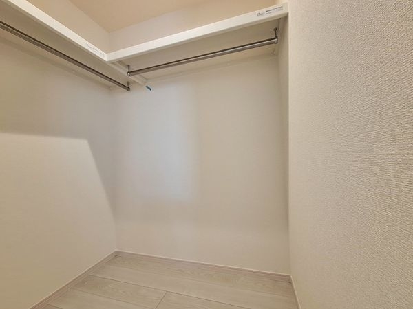 橿原市山本町　新築一戸建て　３号棟