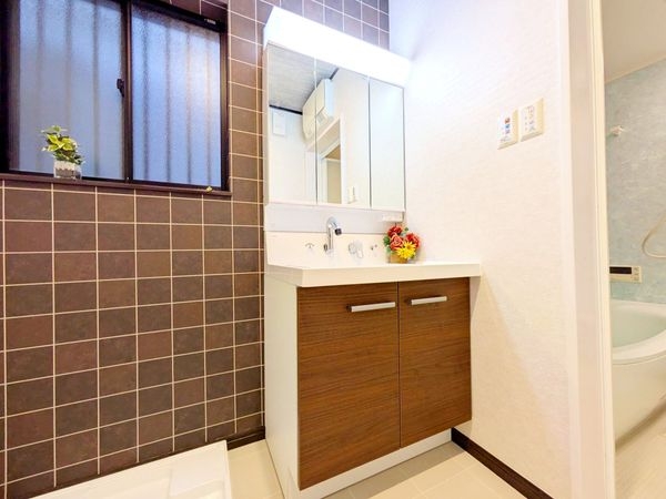 大和郡山市小泉町東３丁目の中古一戸建て