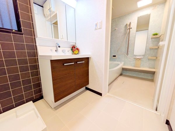 大和郡山市小泉町東３丁目の中古一戸建て