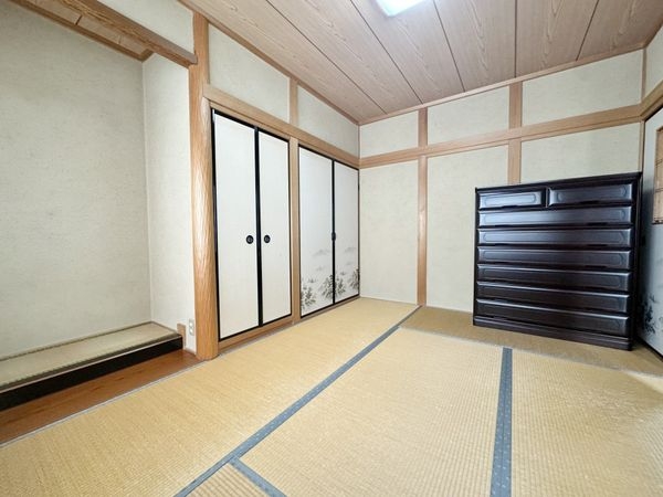 香芝市磯壁１丁目の中古一戸建て