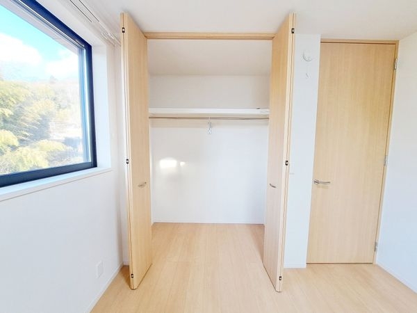 生駒市小明町の中古一戸建て