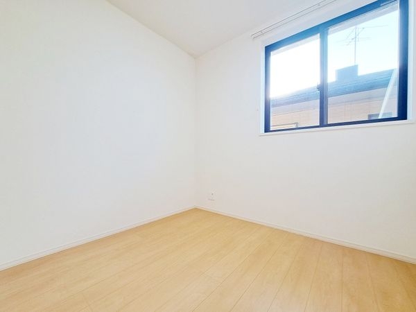 生駒市小明町の中古一戸建て