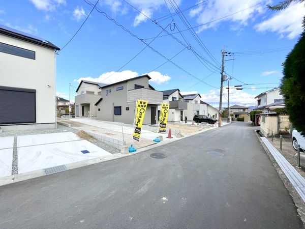 大和郡山市冠山町　新築一戸建て　１１号地