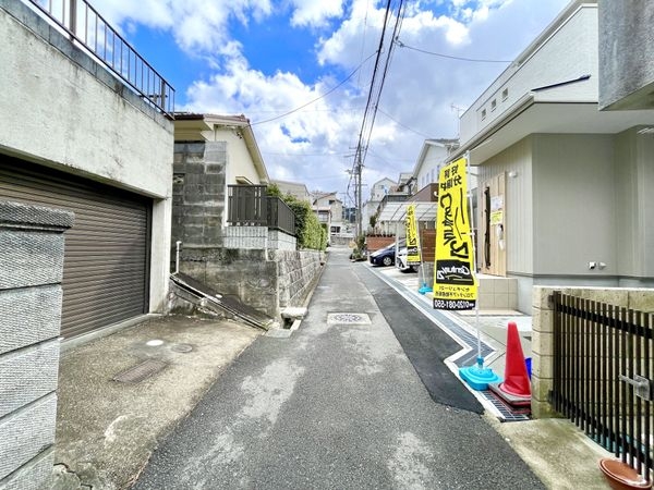 奈良市富雄元町１丁目　新築一戸建て