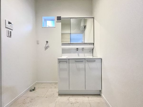橿原市白橿町４丁目　新築一戸建て　３号地